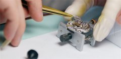 雅克德罗机械腕表星期失准？精准调校指南助您解决