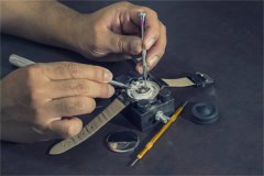 雅克德罗机械表螺丝意外滑丝？专业解决之道在此