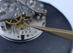 雅克德罗编码查询真伪（揭秘辨别手表真伪的技巧与方法）